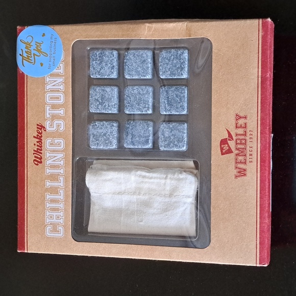 Wembley Whiskey Chilling Stones - Picture 1 of 3